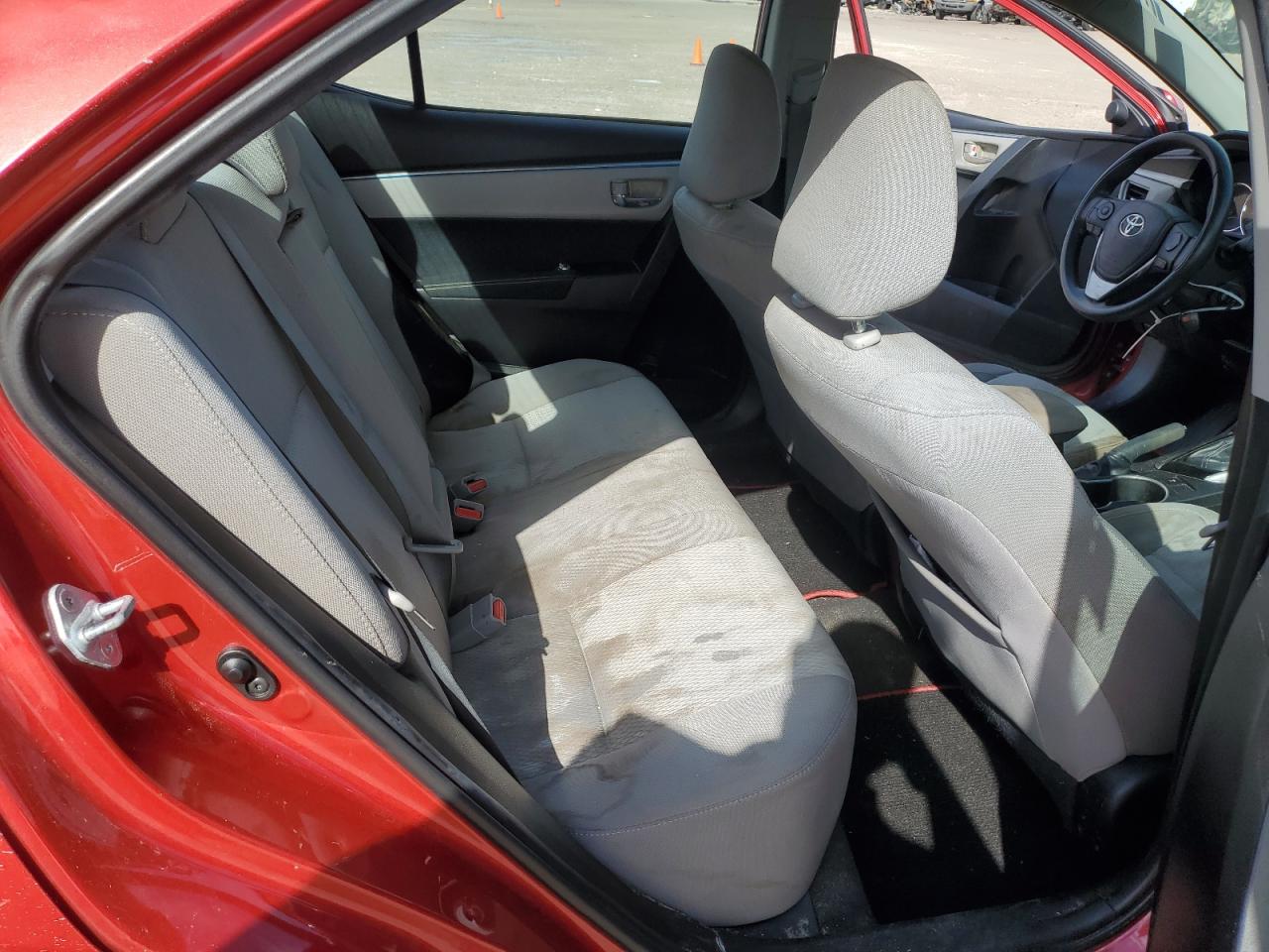 Toyota Corolla L Image 11