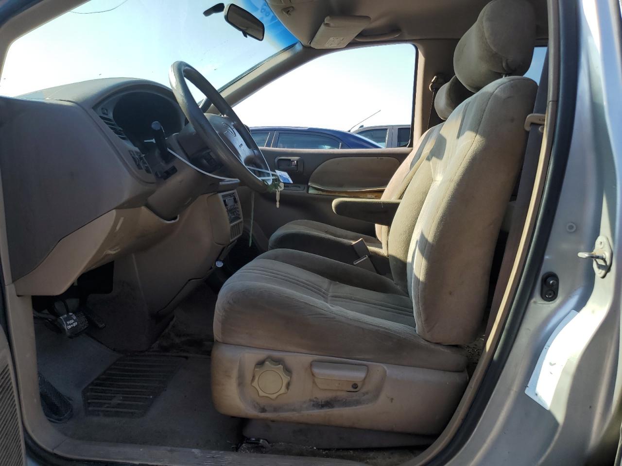 Toyota Sienna Ce Image 4