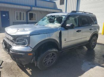  Salvage Ford Bronco