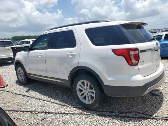 Ford Explorer Xlt Image 2