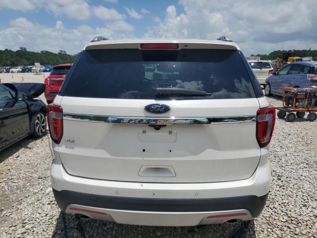 Ford Explorer Xlt Image 6
