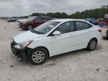  Salvage Hyundai ACCENT