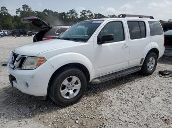  Salvage Nissan Pathfinder