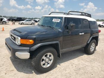  Salvage Toyota FJ Cruiser