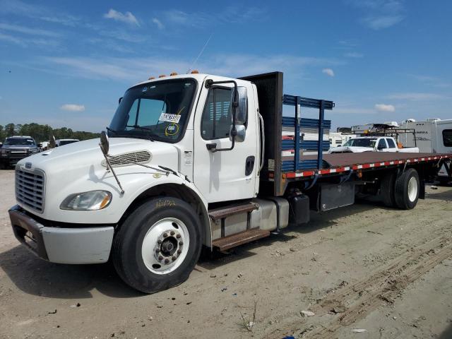  Salvage Freightliner M2 106 Med