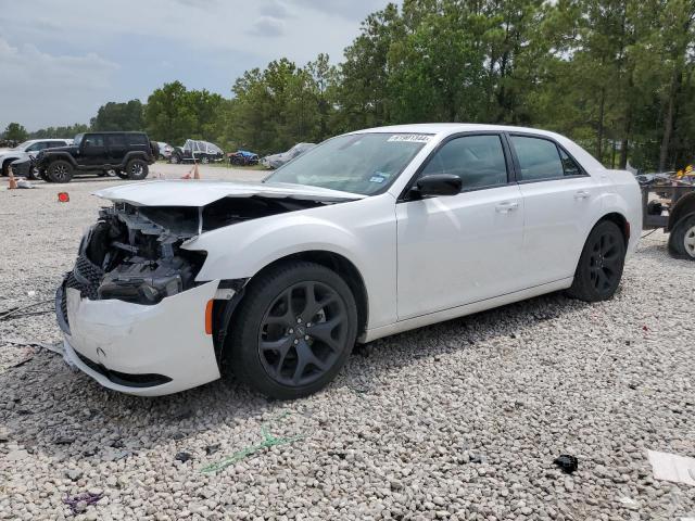  Salvage Chrysler 300