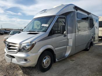  Salvage Mercedes-Benz Sprinter