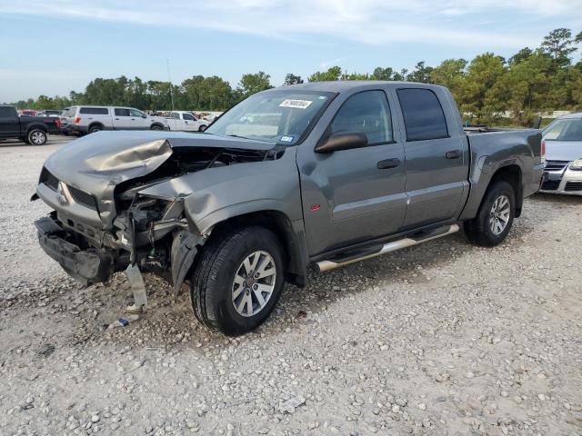  Salvage Mitsubishi Raider