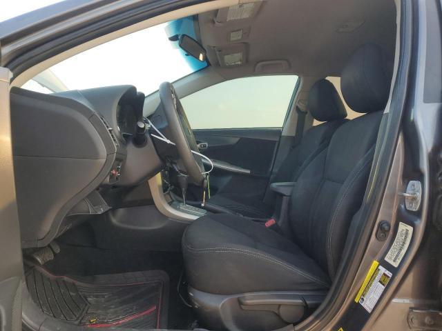 Toyota Corolla Base Image 9