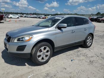  Salvage Volvo XC60