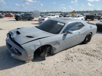  Salvage Dodge Challenger