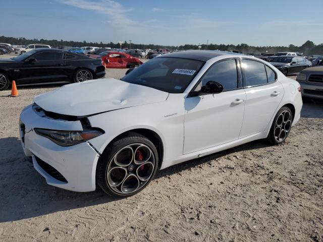  Salvage Alfa Romeo Giulia