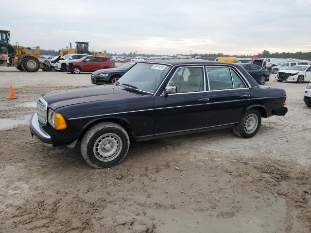  Salvage Mercedes-Benz 300-Class