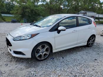  Salvage Ford Fiesta