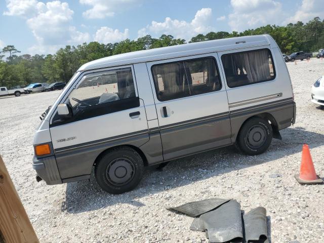  Salvage Mitsubishi Delica