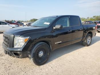  Salvage Nissan Titan