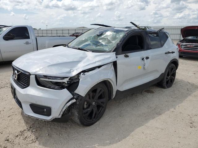  Salvage Volvo XC40