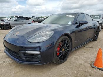  Salvage Porsche Panamera