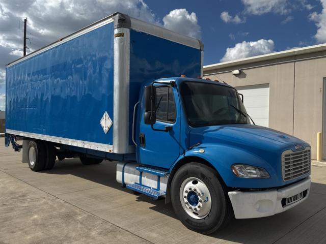  Salvage Freightliner M2 106 Med