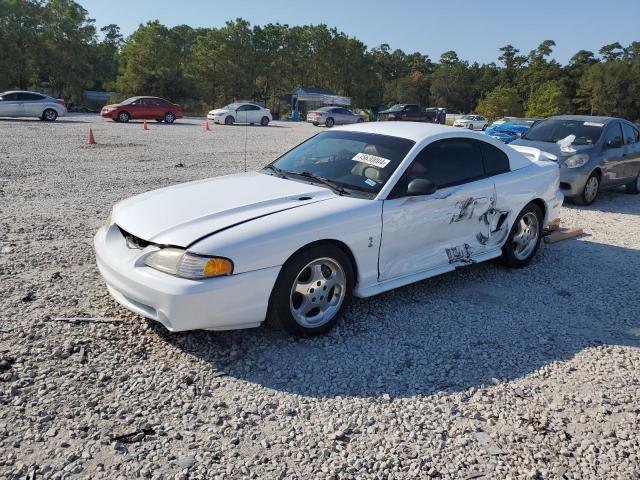  Salvage Ford Mustang