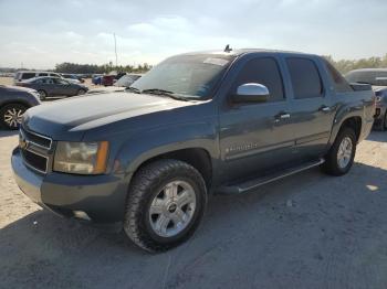  Salvage Chevrolet Avalanche