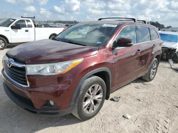  Salvage Toyota Highlander