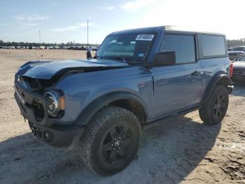  Salvage Ford Bronco