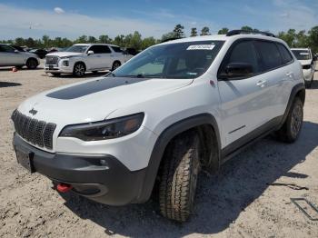  Salvage Jeep Cherokee