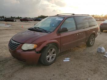  Salvage Chrysler Minivan