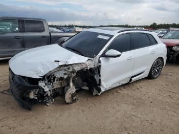  Salvage Audi Q8