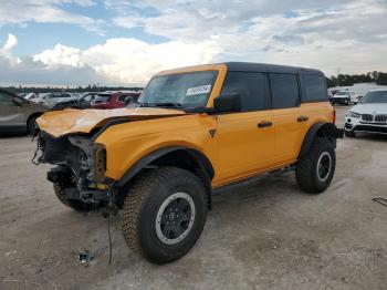  Salvage Ford Bronco