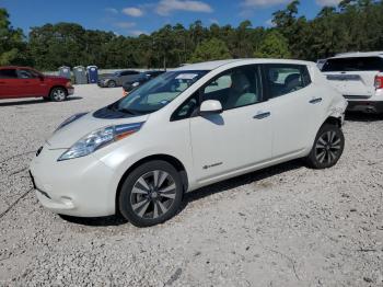  Salvage Nissan LEAF