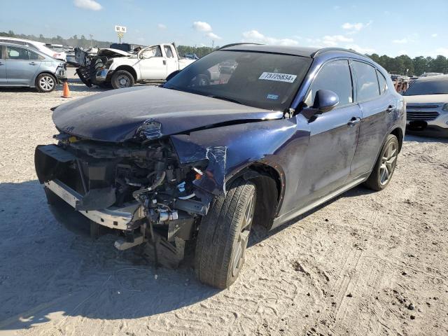  Salvage Alfa Romeo Stelvio