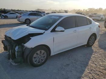  Salvage Kia Rio