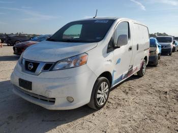  Salvage Nissan Nv