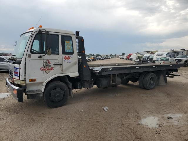  Salvage Nissan Diesel Ud2300