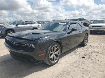  Salvage Dodge Challenger