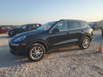  Salvage Porsche Cayenne