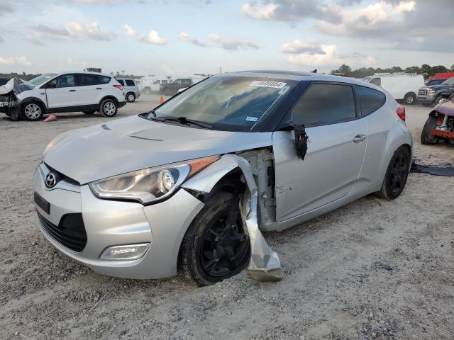  Salvage Hyundai VELOSTER