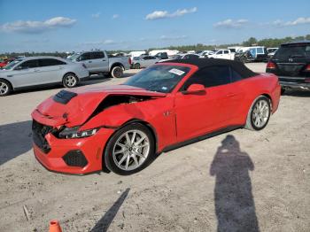  Salvage Ford Mustang