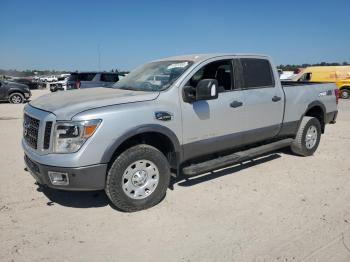  Salvage Nissan Titan