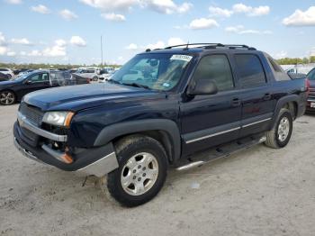  Salvage Chevrolet Avalanche