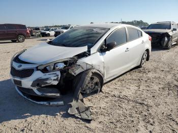  Salvage Kia Forte