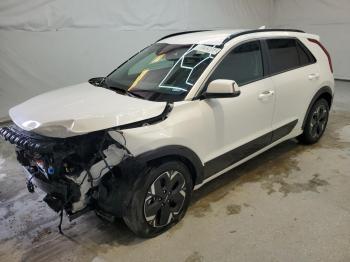  Salvage Kia Niro