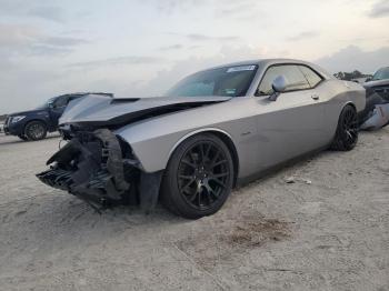  Salvage Dodge Challenger