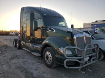  Salvage Kenworth Constructi