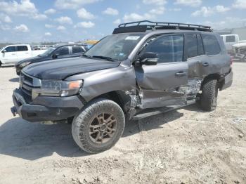  Salvage Toyota Land Cruis