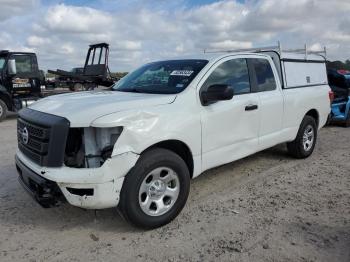  Salvage Nissan Titan