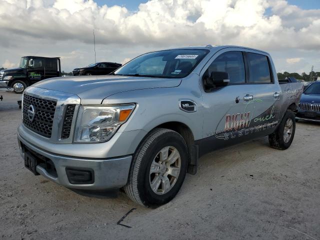  Salvage Nissan Titan