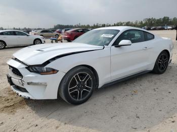  Salvage Ford Mustang